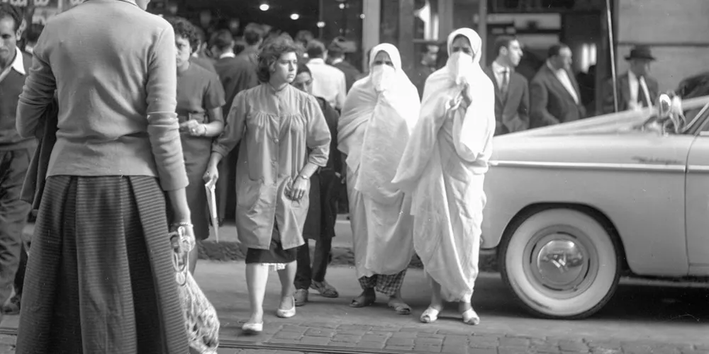 Exhibition at Pompidou Center Highlights Algeria Through Pierre Bourdieu's Photographic Lens