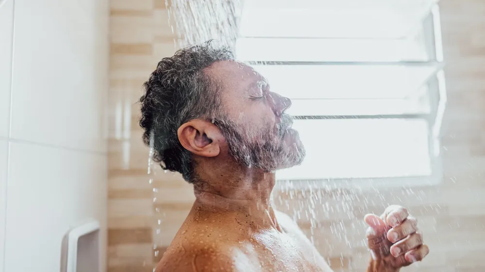 Experts Debate the Necessity of Washing Legs in the Shower