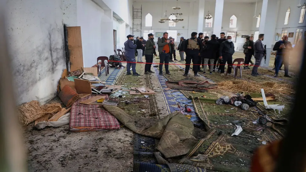 Eight Killed in Mosque Bombing Targeting Alawite Community in Homs, Syria