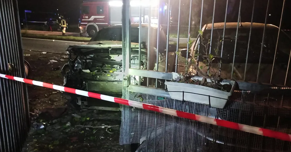 Car of investigative journalist Sigfrido Ranucci destroyed by bomb; no injuries reported