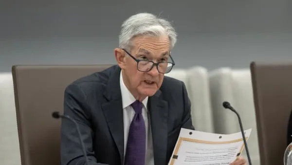 Fed Chair Powell Attributes Interest Rate Stability to Trump's Tariffs