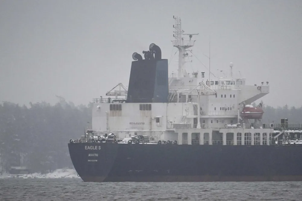 Finland Prevents Unsafe Tanker Linked to Baltic Sea Cable Damage from Sailing