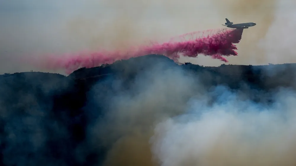 Fire officials warn against drone use over wildfire areas in Southern California