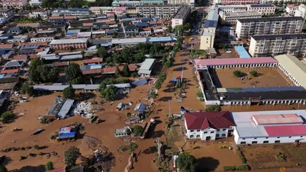At least 10 confirmed dead in northern China's flash floods