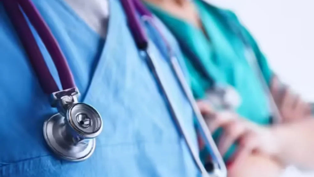 Florida Woman Arrested for Impersonating Nurse and Treating Over 4,400 Patients