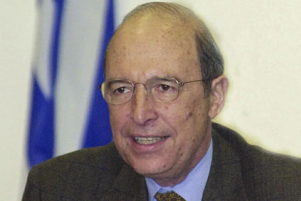 Costas Simitis, The Architect of Greece's Euro Entry, Passes Away at 88