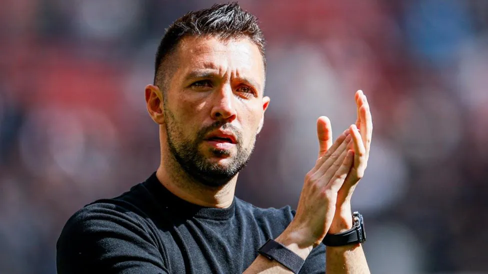 Francesco Farioli Departs Ajax After Title Bid Collapse