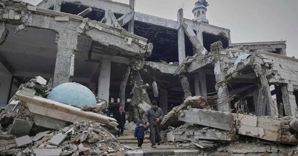 Israel Cuts Off Electricity Supply to Gaza, Escalating Tensions Ahead of Ceasefire Talks