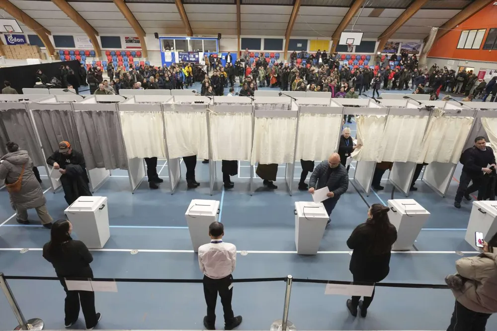 Greenland Elects New Government, Defying Trump's Control Ambitions
