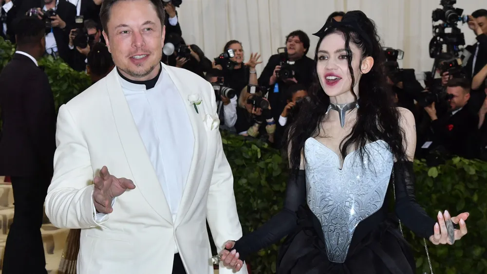 Grimes Urges Elon Musk to Address Urgent Medical Crisis Concerning Their Child