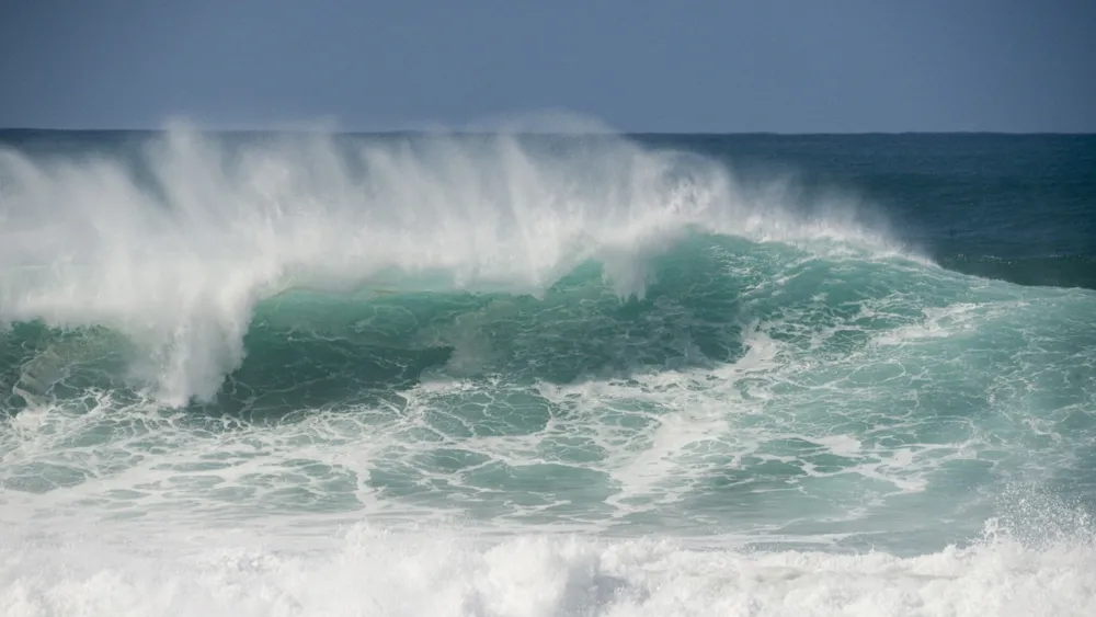 Hawaii Issues High-Surf Warning as Massive 40-Foot Waves Strike Beaches