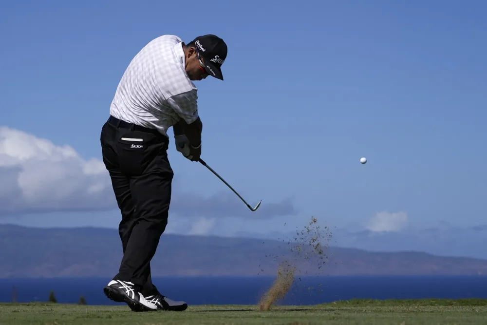 Hideki Matsuyama leads by one stroke over Collin Morikawa at The Sentry in Kapalua