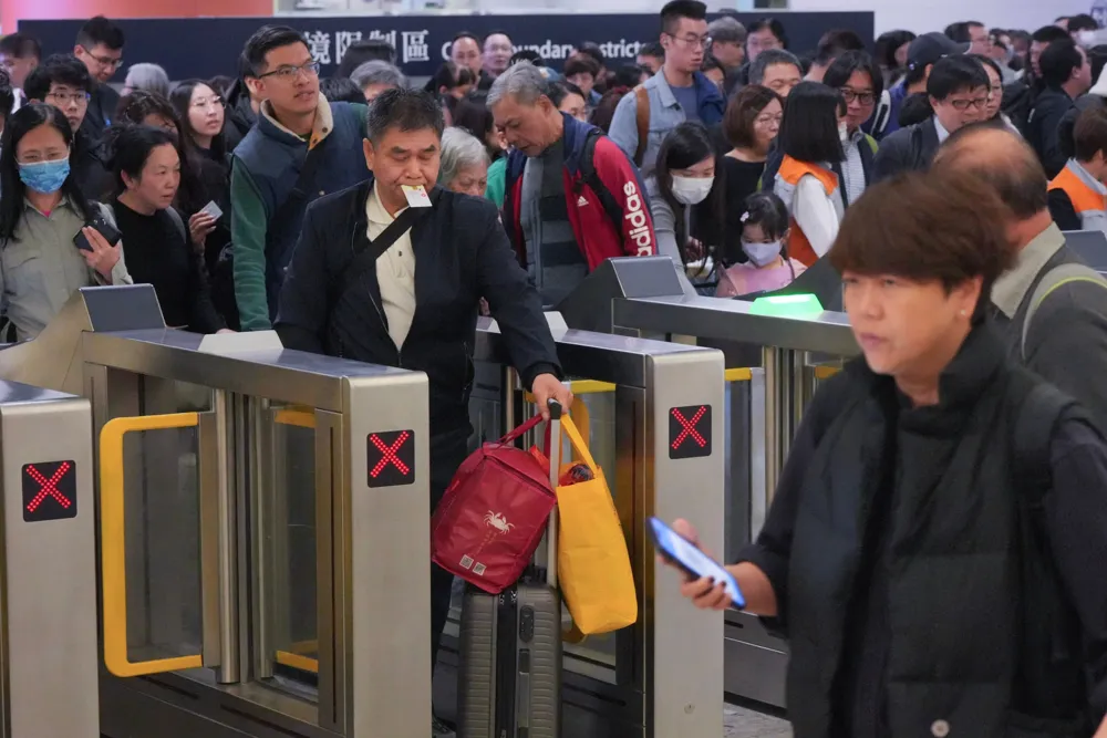 Hong Kong Prepares for Surge in Holiday Arrivals Ahead of New Year Celebrations