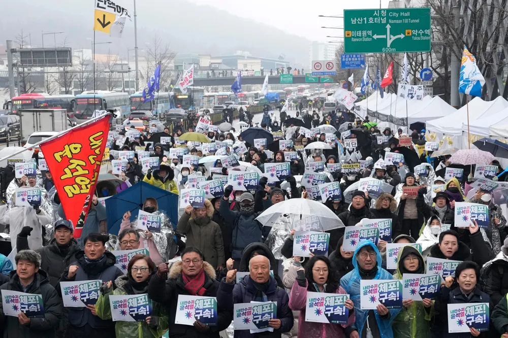 Hong Kong Travel Agencies Revise South Korea Tours Due to Ongoing Protests