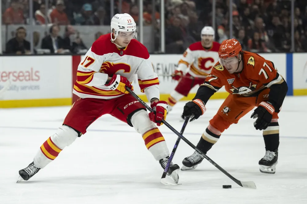 Huberdeau's Overtime Goal Leads Flames to 3-2 Win Against Ducks