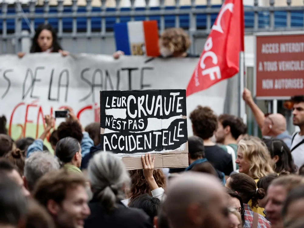 Nationwide 'Block Everything' Protests in France Lead to Hundreds of Arrests
