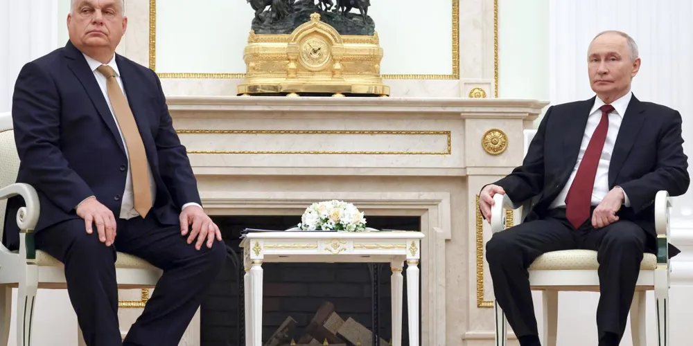 Hungary's Orban Meets Putin in Moscow to Secure Energy Supplies Amid Ongoing Ukraine Tensions