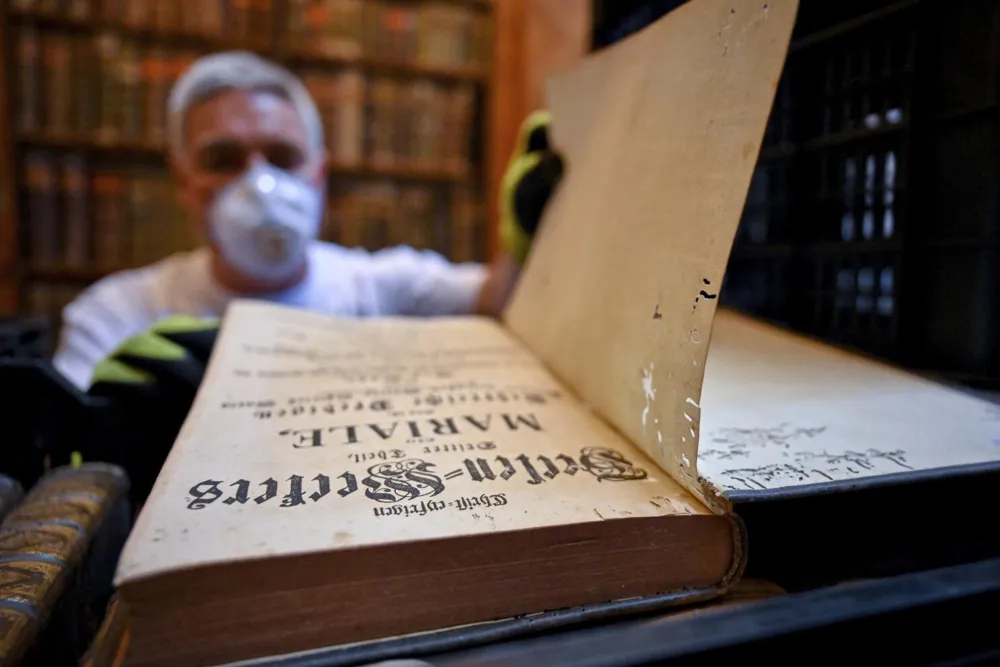 Hungary's Pannonhalma Archabbey Takes on Beetle Infestation Threatening Historical Library