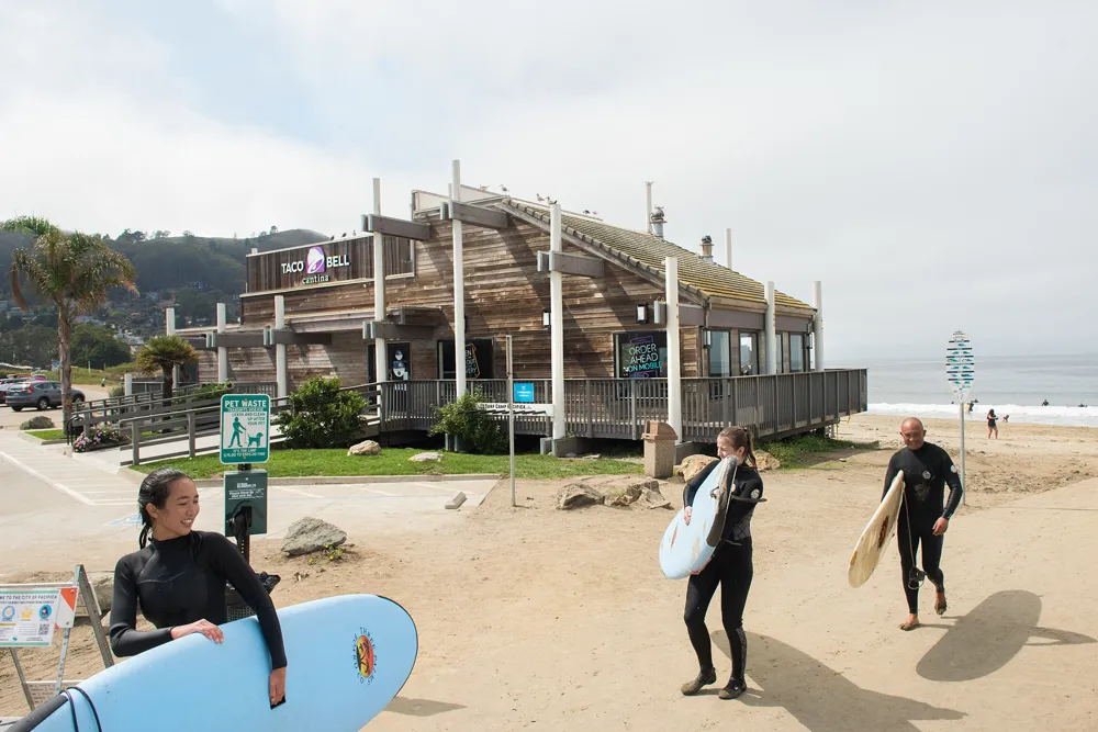 Iconic Taco Bell Cantina in Pacifica to Undergo Renovations