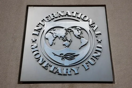 IMF Raises Global Growth Outlook Amid Concerns Over US-China Trade Tensions