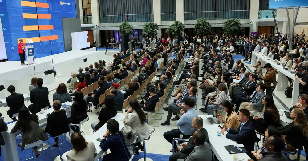 IMF Downgrades Global Growth Forecast Amid Trump's Tariff Uncertainty