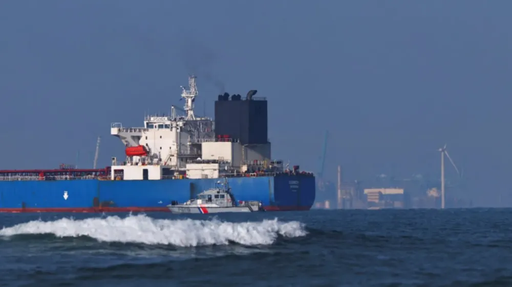 Indian Captain of Suspected Russian Shadow Tanker Detained by France