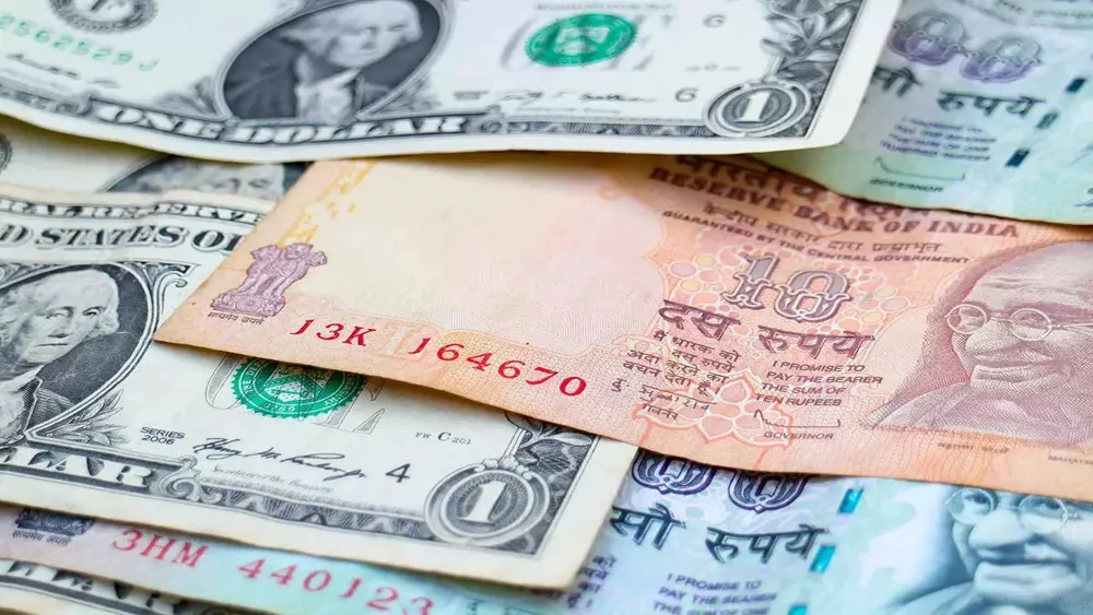 Indian Rupee Declines 5 Paise, Trading at 85.69 Against US Dollar