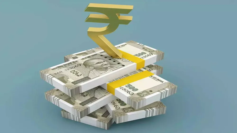 India's foreign exchange reserves drop for the third month, marking a twelfth fall in 13 weeks