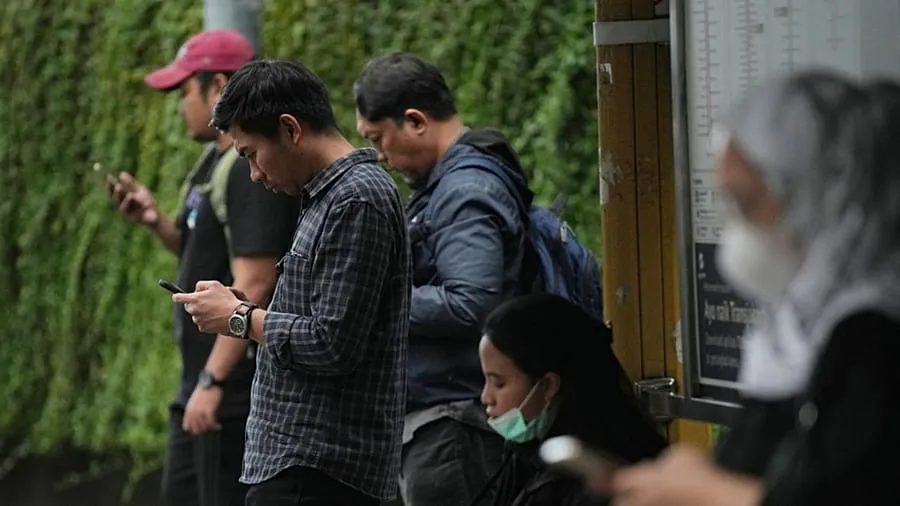 Indonesia to Implement Social Media Ban for Children Under 16