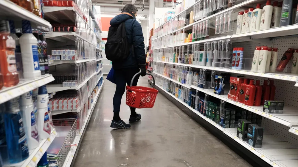 U.S. Inflation Shows Signs of Easing, Yet Trump's Trade War Sparks Price Concerns