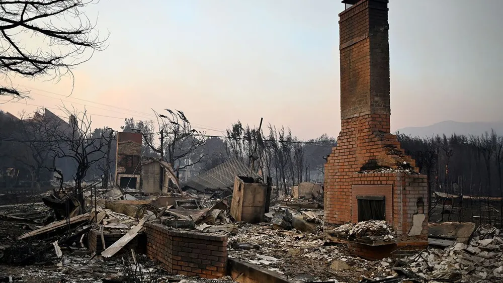 Insurers exiting California amid escalating wildfire risks