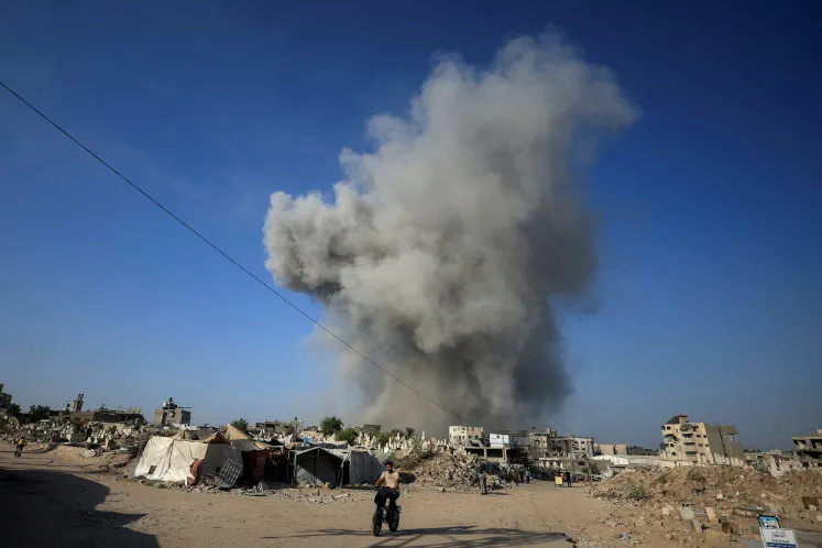 Intensified Israeli Offensive on Gaza City Sparks Desperation Amid Famine Reports