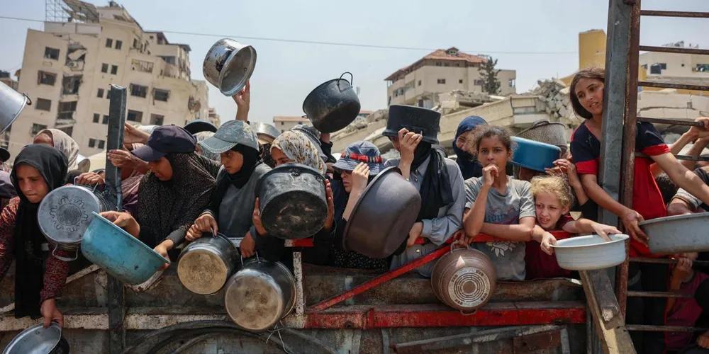 Israeli Military Approves Expansion of Offensive in Gaza City Amid Intensified Attacks