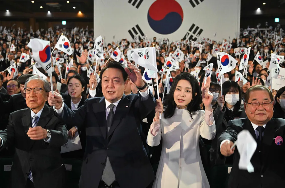 Intensifying Calls for Investigation into South Korea's First Lady as Health Declines Amid Political Turmoil