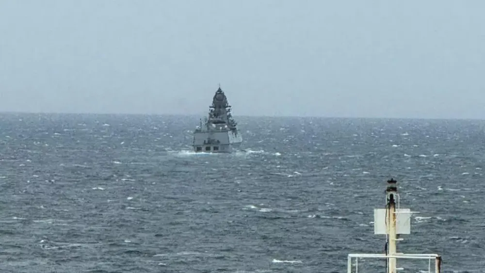 International Crisis as Iran Blocks Strait of Hormuz