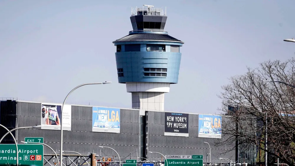 Passenger Jet Aborts Takeoff to Avoid Runway Collision at LaGuardia Airport