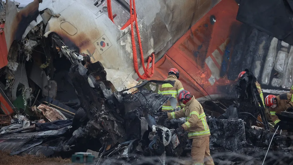 Investigation Underway for Over 100 Boeing 737-800s Following South Korea Plane Crash