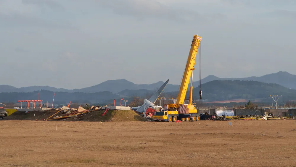 Investigation Underway into Concrete Wall's Role in South Korea Plane Crash