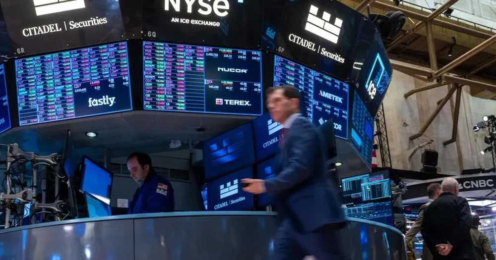 Investors on Edge as Trump's Tariff Policies Stir Market Volatility