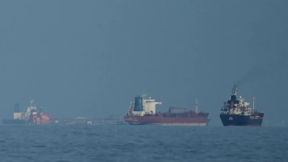 Iran Allows 'Non-Hostile' Ships in Strait of Hormuz Amid Heightened Maritime Tensions
