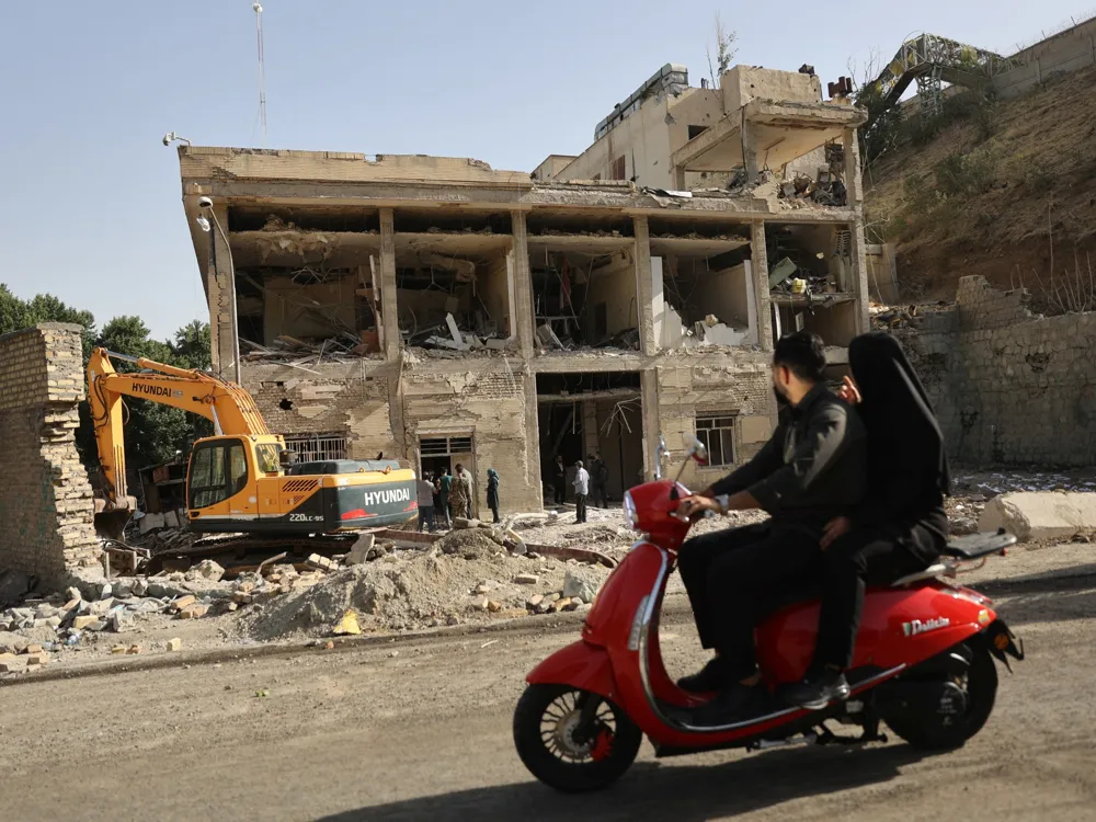 Iran Executes Spy for Mossad and Daesh Member Amid Heightened Tensions