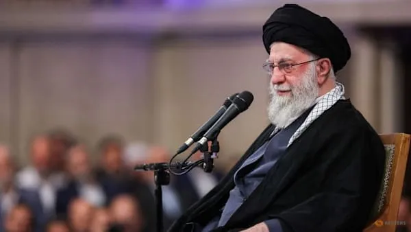 Iran Faces Renewed Protests Amid U.S. Pressure and Economic Crisis