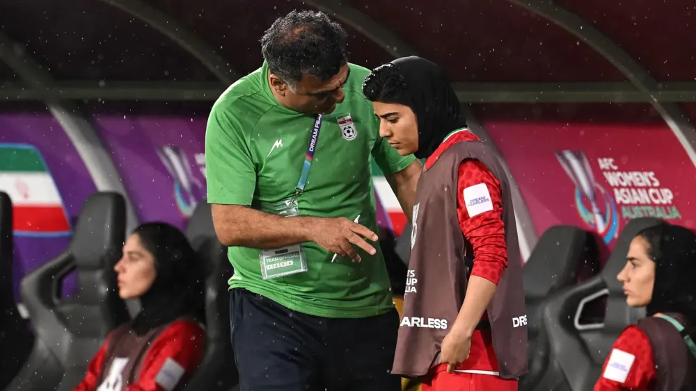Iranian Female Footballers Withdraw Asylum Bids in Australia Amidst Conflict