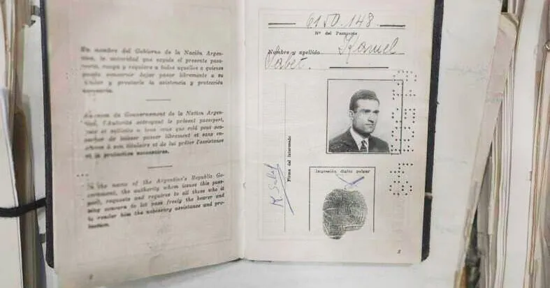 Israel Recovers Extensive Archive of Notorious Spy Eli Cohen from Syria