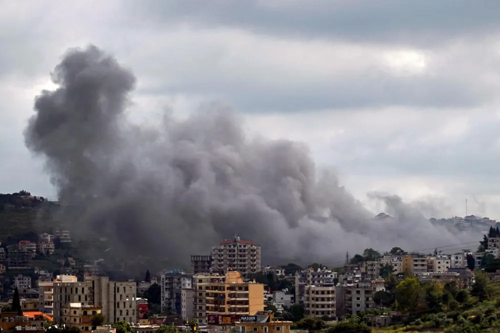 Israeli Airstrikes Continue to Claim Lives in Southern Lebanon, Targeting Health Workers