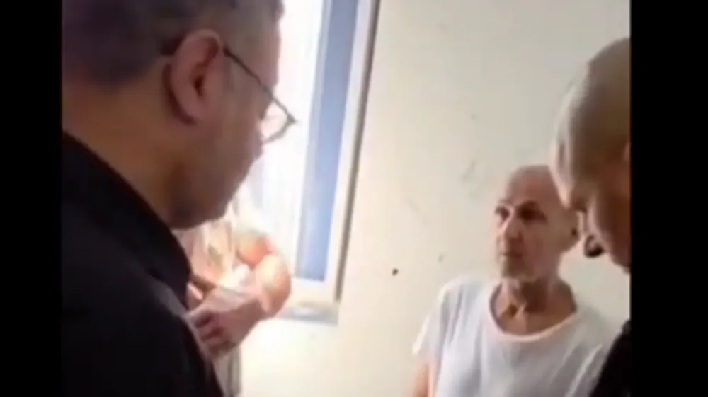 Itamar Ben Gvir Confronts Palestinian Leader Marwan Barghouti in Controversial Prison Encounter