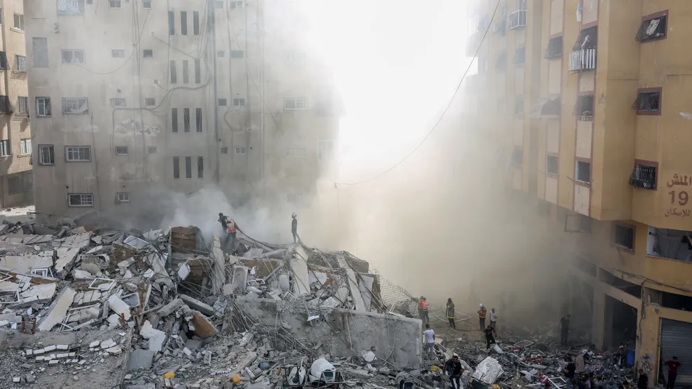 Israel's New Bombing Rules Result in Increased Civilian Casualties During Gaza Campaign