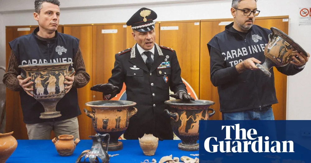 Italy's Carabinieri Thwart Tomb-Raiding Operation in Naples