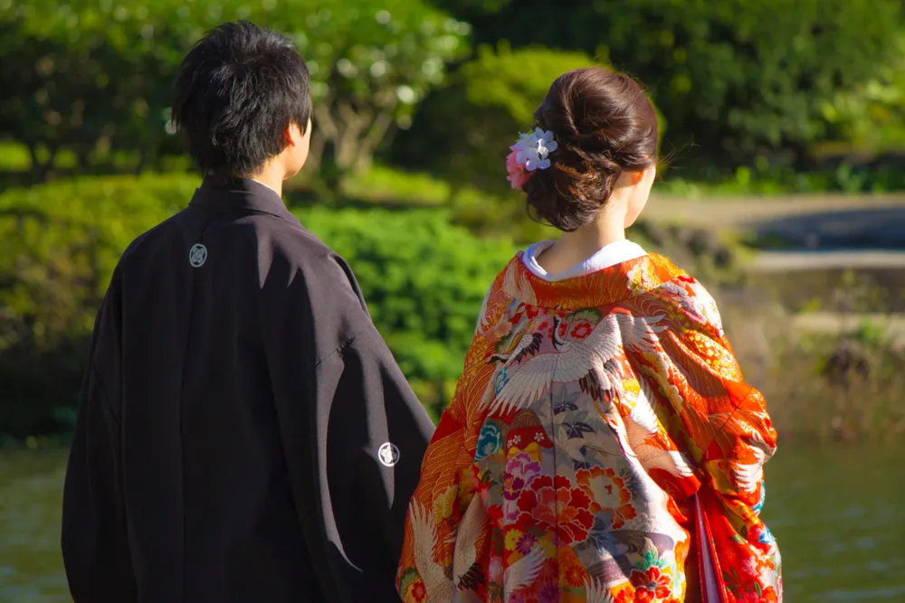 Japan's LDP to Resume Discussions on Dual Surname System for Couples