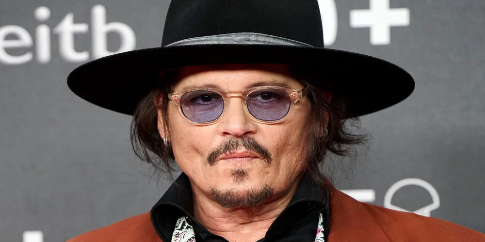 Johnny Depp Issues Urgent Warning Against Scammers Impersonating Him